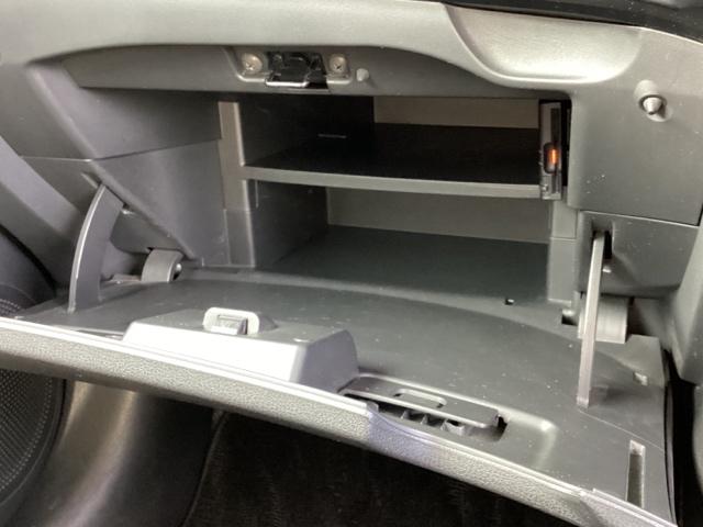 ノート ｅ－パワーメダリスト　メモリーナビ　リアカメラ　ＥＴＣ　被害軽減ブレーキ　ＤＶＤ再生可　ＴＶナビ　ＶＤＣ　ドライブレコーダ　バックモニター　クルコン　フロントカメラ　インテリキー　盗難防止装置　ＬＥＤランプ　キーフリー（13枚目）