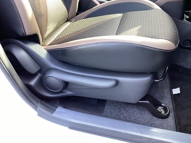 ノート ｅ－パワーメダリスト　メモリーナビ　リアカメラ　ＥＴＣ　被害軽減ブレーキ　ＤＶＤ再生可　ＴＶナビ　ＶＤＣ　ドライブレコーダ　バックモニター　クルコン　フロントカメラ　インテリキー　盗難防止装置　ＬＥＤランプ　キーフリー（23枚目）