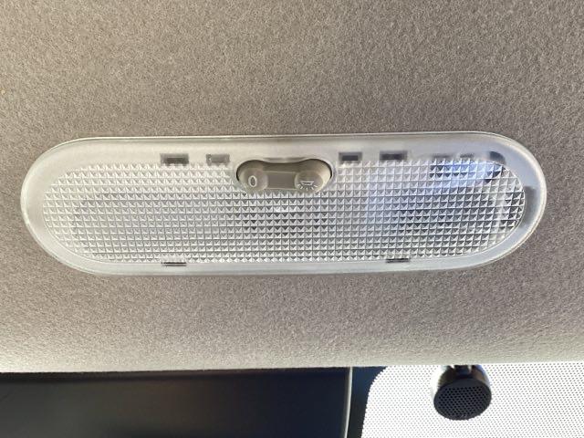 ノート ｅ－パワーメダリスト　メモリーナビ　リアカメラ　ＥＴＣ　被害軽減ブレーキ　ＤＶＤ再生可　ＴＶナビ　ＶＤＣ　ドライブレコーダ　バックモニター　クルコン　フロントカメラ　インテリキー　盗難防止装置　ＬＥＤランプ　キーフリー（28枚目）