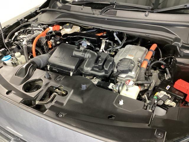 ヴェゼル ｅ：ＨＥＶＺ　純正メモリーナビ　ドラレコ　リアカメラ　衝突回避支援ブレーキ機能　スマキ　フルオートエアコン　Ｄレコ　エアバッグ　両席エアバック　Ｒカメ　記録簿付　パワーウィンドウ　ＬＥＤランプ　ソナー　クルーズＣ（20枚目）