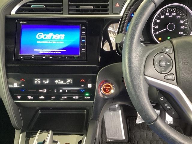 シャトル ハイブリッドＸホンダセンシング　純正メモリーナビ　シートヒーター　ＥＴＣ　横滑抑制　リヤカメラ　スマ－トキ－　イモビ　ＴＶナビ　サイドエアバッグ　キーレス　ＵＳＢ　ＤＶＤ再生機能　ＥＣＯＮ　クルコン　パワーウィンドウ　Ｗエアバック（3枚目）