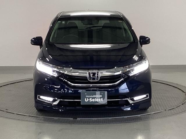 シャトル ハイブリッドＸホンダセンシング　純正メモリーナビ　シートヒーター　ＥＴＣ　横滑抑制　リヤカメラ　スマ－トキ－　イモビ　ＴＶナビ　サイドエアバッグ　キーレス　ＵＳＢ　ＤＶＤ再生機能　ＥＣＯＮ　クルコン　パワーウィンドウ　Ｗエアバック（6枚目）