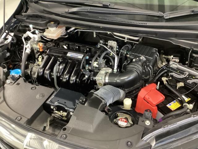 シャトル ハイブリッドＸホンダセンシング　純正メモリーナビ　シートヒーター　ＥＴＣ　横滑抑制　リヤカメラ　スマ－トキ－　イモビ　ＴＶナビ　サイドエアバッグ　キーレス　ＵＳＢ　ＤＶＤ再生機能　ＥＣＯＮ　クルコン　パワーウィンドウ　Ｗエアバック（20枚目）