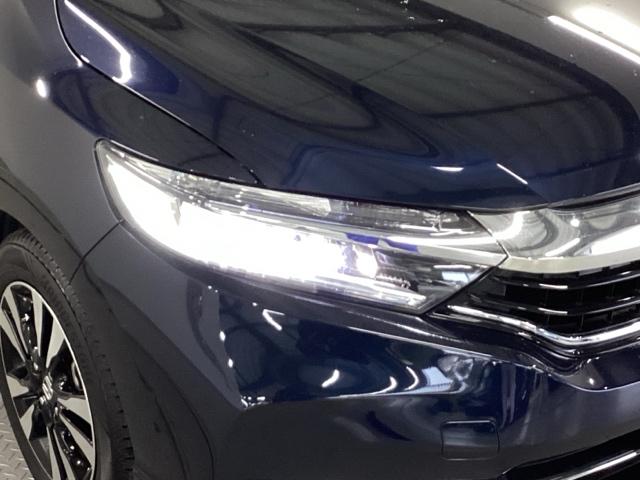 シャトル ハイブリッドＸホンダセンシング　純正メモリーナビ　シートヒーター　ＥＴＣ　横滑抑制　リヤカメラ　スマ－トキ－　イモビ　ＴＶナビ　サイドエアバッグ　キーレス　ＵＳＢ　ＤＶＤ再生機能　ＥＣＯＮ　クルコン　パワーウィンドウ　Ｗエアバック（22枚目）