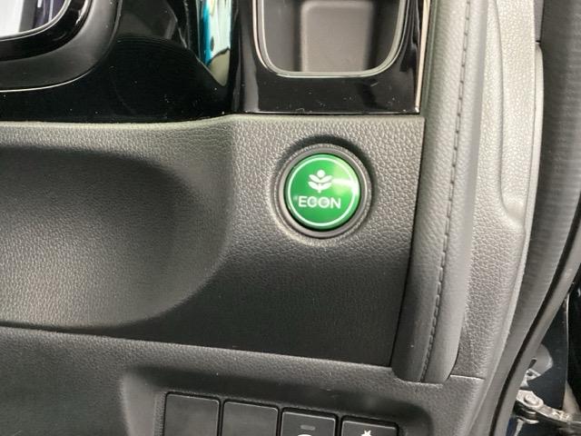 シャトル ハイブリッドＸホンダセンシング　純正メモリーナビ　シートヒーター　ＥＴＣ　横滑抑制　リヤカメラ　スマ－トキ－　イモビ　ＴＶナビ　サイドエアバッグ　キーレス　ＵＳＢ　ＤＶＤ再生機能　ＥＣＯＮ　クルコン　パワーウィンドウ　Ｗエアバック（43枚目）