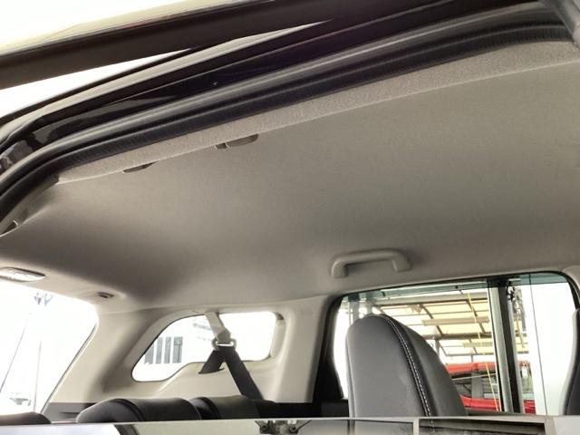 シャトル ハイブリッドＸホンダセンシング　純正メモリーナビ　シートヒーター　ＥＴＣ　横滑抑制　リヤカメラ　スマ－トキ－　イモビ　ＴＶナビ　サイドエアバッグ　キーレス　ＵＳＢ　ＤＶＤ再生機能　ＥＣＯＮ　クルコン　パワーウィンドウ　Ｗエアバック（54枚目）