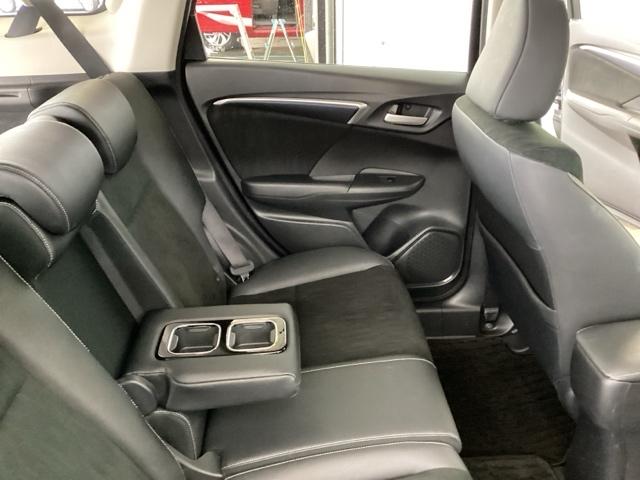 シャトル ハイブリッドＸホンダセンシング　純正メモリーナビ　シートヒーター　ＥＴＣ　横滑抑制　リヤカメラ　スマ－トキ－　イモビ　ＴＶナビ　サイドエアバッグ　キーレス　ＵＳＢ　ＤＶＤ再生機能　ＥＣＯＮ　クルコン　パワーウィンドウ　Ｗエアバック（58枚目）