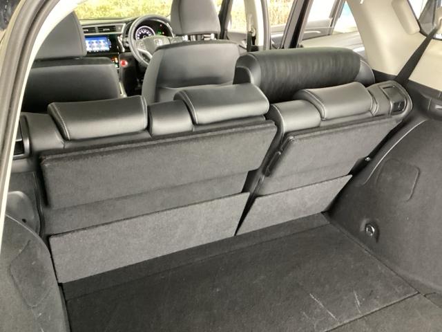 シャトル ハイブリッドＸホンダセンシング　純正メモリーナビ　シートヒーター　ＥＴＣ　横滑抑制　リヤカメラ　スマ－トキ－　イモビ　ＴＶナビ　サイドエアバッグ　キーレス　ＵＳＢ　ＤＶＤ再生機能　ＥＣＯＮ　クルコン　パワーウィンドウ　Ｗエアバック（62枚目）