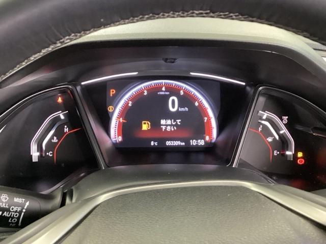 シビック ハッチバック　純正メモリーナビ　リアカメラ　ＥＴＣ　追突軽減ブレーキ　盗難防止装置　Ｂモニター　整備記録簿　横滑防止　シートヒーター付き　ＬＥＤライト　フルセグＴＶ　スマートキー　ＡＡＣ　ナビ・ＴＶ　オートクルーズ（44枚目）