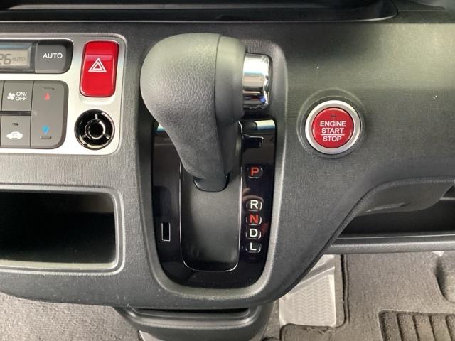 Ｎ－ＯＮＥ ＧＳＳパッケージ　純正メモリーナビ　衝突低減ブレーキ　記録簿　衝突軽減ブレーキ　横滑り防止　カーテンエアバッグ　キーレスエントリー　アイドリングストップ　オートエアコン　ＡＢＳ　Ｗエアバッグ　パワーウィンドウ（39枚目）