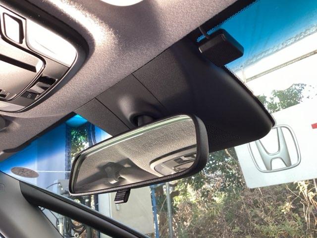 フィット ホーム　メモリーナビ　ＥＴＣ　リアカメラ　衝突軽減ブレーキ　ＬＥＤライト　オートライト　クリアランスソナー　記録簿付　エアバッグ　ｉストップ　スマ－トキ－　盗難防止装置　Ｗエアバック　ＵＳＢポート　パワステ（49枚目）