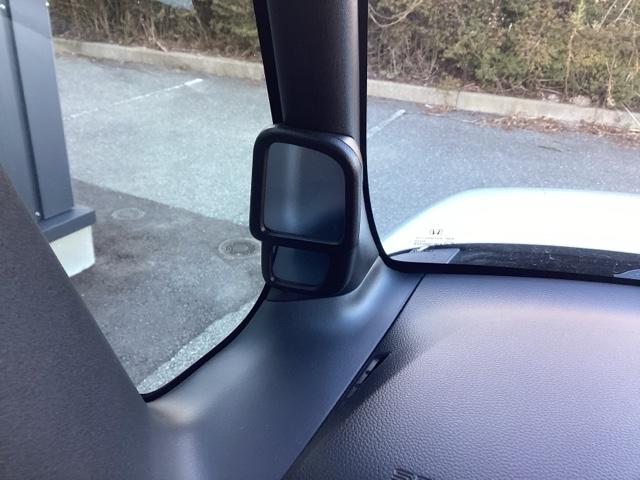 Ｎ－ＢＯＸカスタム Ｌターボ　メモリーナビ　ドラレコ　ＥＴＣ　リアカメラ　地デジチューナー　衝突軽減ブレーキサポート　ＬＥＤヘッドライ　アイドリングＳ　ターボエンジン　ＰＳ　カーテンエアバック　シートヒータ　エアバック　ＵＳＢ（42枚目）