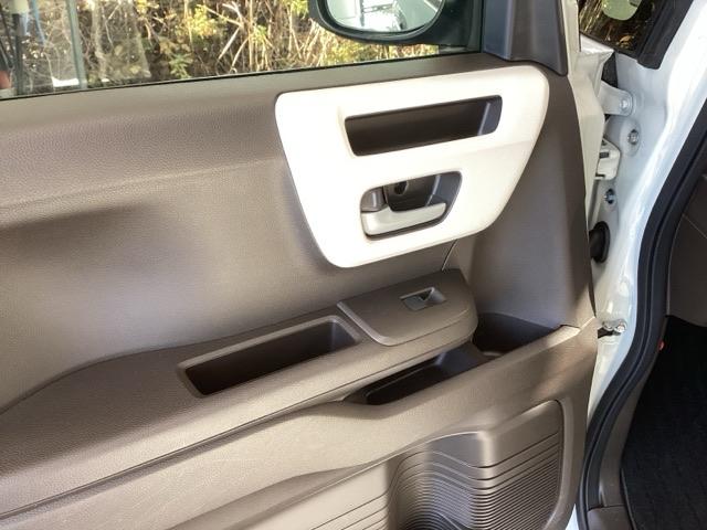 N-BOX L メモリーナビ フルセグ ドラレコ リアカメラ 衝突回避支援ブレーキ I-STOP PW パワステ Sヒーター スマ-トキ- Bカメ 地デジTV ナビ&TV 横滑り防止 LEDライト エアコン付き(39枚目)