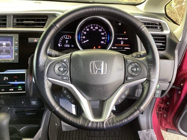 フィット １３Ｇ・Ｌホンダセンシング　純正メモリーナビ　ドラレコ　リアカメラ　ＥＴＣ車載器　サイドカーテンエアバック　Ｄレコ　ＵＳＢ　エアバック　パワーウインドウ　記録簿　キーフリーシステム　ＬＥＤライト　オートエアコン　ＶＳＡ　クルコン（14枚目）