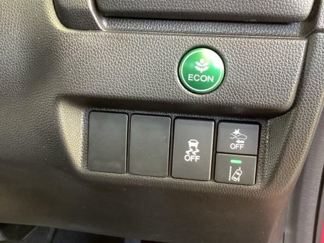 フィット １３Ｇ・Ｌホンダセンシング　純正メモリーナビ　ドラレコ　リアカメラ　ＥＴＣ車載器　サイドカーテンエアバック　Ｄレコ　ＵＳＢ　エアバック　パワーウインドウ　記録簿　キーフリーシステム　ＬＥＤライト　オートエアコン　ＶＳＡ　クルコン（43枚目）