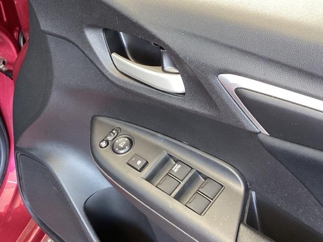 フィット １３Ｇ・Ｌホンダセンシング　純正メモリーナビ　ドラレコ　リアカメラ　ＥＴＣ車載器　サイドカーテンエアバック　Ｄレコ　ＵＳＢ　エアバック　パワーウインドウ　記録簿　キーフリーシステム　ＬＥＤライト　オートエアコン　ＶＳＡ　クルコン（49枚目）