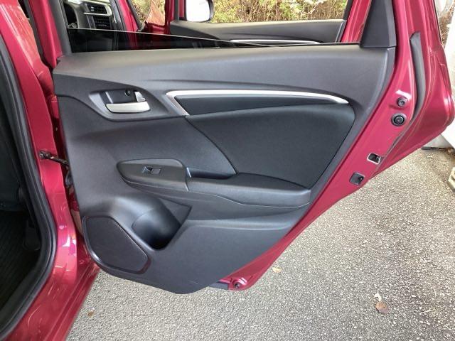 フィット １３Ｇ・Ｌホンダセンシング　純正メモリーナビ　ドラレコ　リアカメラ　ＥＴＣ車載器　サイドカーテンエアバック　Ｄレコ　ＵＳＢ　エアバック　パワーウインドウ　記録簿　キーフリーシステム　ＬＥＤライト　オートエアコン　ＶＳＡ　クルコン（60枚目）