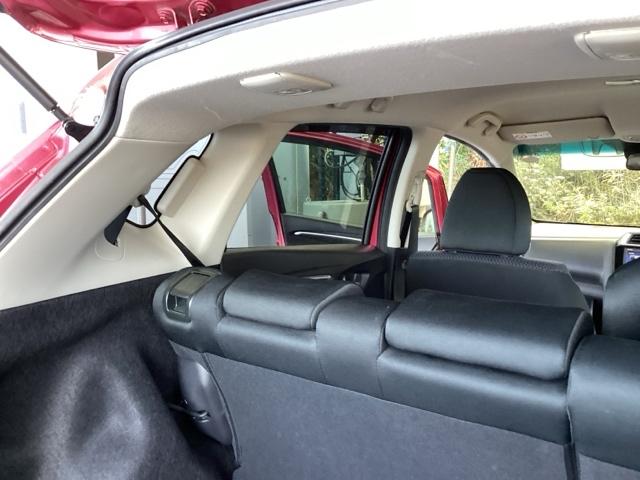 フィット １３Ｇ・Ｌホンダセンシング　純正メモリーナビ　ドラレコ　リアカメラ　ＥＴＣ車載器　サイドカーテンエアバック　Ｄレコ　ＵＳＢ　エアバック　パワーウインドウ　記録簿　キーフリーシステム　ＬＥＤライト　オートエアコン　ＶＳＡ　クルコン（61枚目）