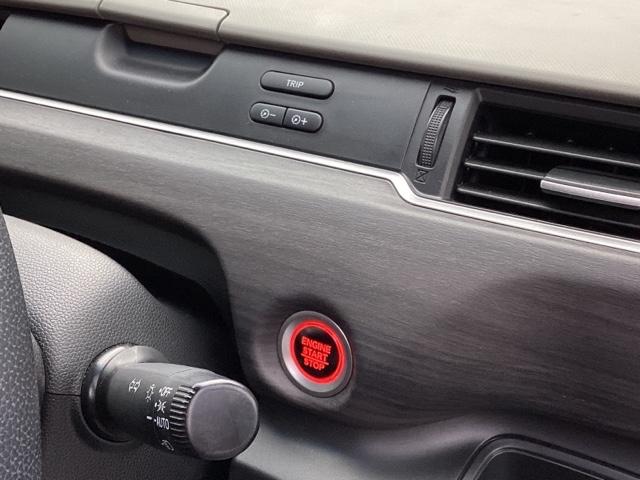 �X�}�[�g�L�[�V�X�e�����ڂł��̂ŁA�n���h�����̃X�C�b�`�������΁A�G���W���X�^�[�g�I