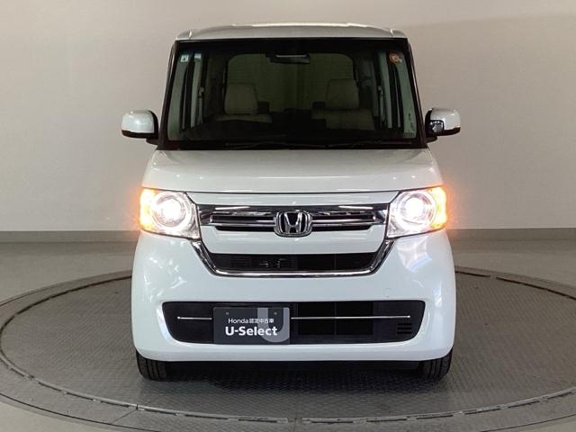 �k�d�c�w�b�h���C�g�𑕔����Ă��܂��B�k�d�c�w�b�h���C�g�͂ƂĂ����邭�A�J�̓����ԑ��s�����S�E���S�ł��B