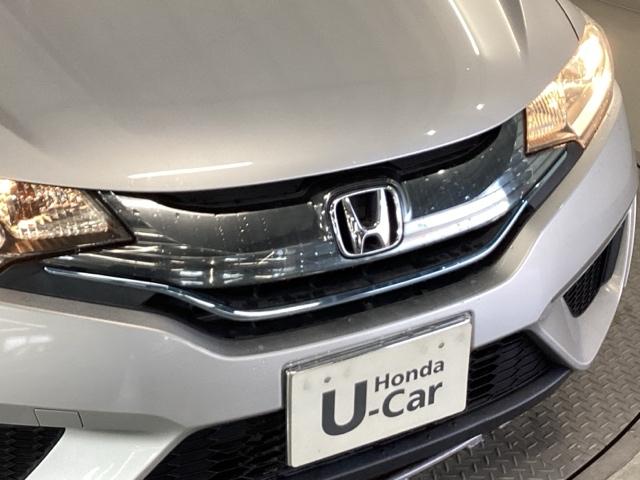 フィットハイブリッド Ｆパッケージ　メモリーナビ　衝突低減ブレーキ　ＥＴＣ　地デジＴＶ　盗難警報装置　記録簿有り　ＡＵＴＯエアコン　カーテンエアバック　助手席エアバック　ＥＣＯＮ　リヤカメラ　ＡＢＳ付　横滑り防止システム　ナビテレビ（23枚目）