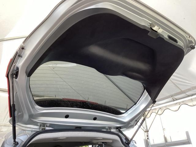 フィットハイブリッド Ｆパッケージ　メモリーナビ　衝突低減ブレーキ　ＥＴＣ　地デジＴＶ　盗難警報装置　記録簿有り　ＡＵＴＯエアコン　カーテンエアバック　助手席エアバック　ＥＣＯＮ　リヤカメラ　ＡＢＳ付　横滑り防止システム　ナビテレビ（65枚目）