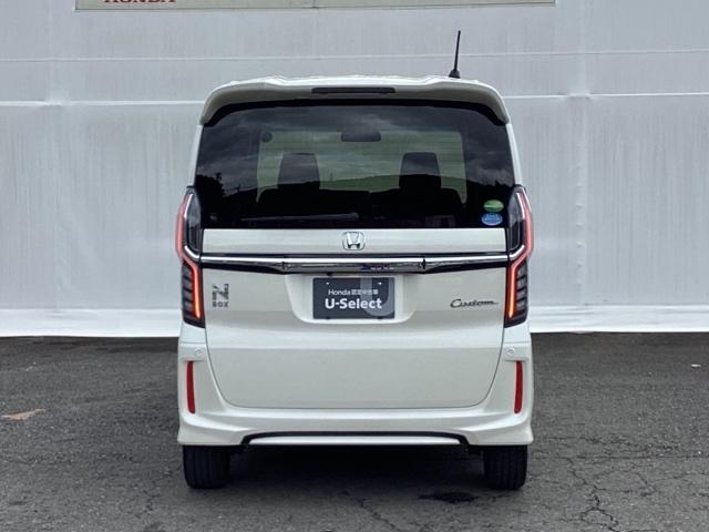 Ｎ－ＢＯＸカスタム Ｇ・Ｌホンダセンシング　メモリーナビ　ＥＴＣ　リアカメラ　フルセグ　パワーウインドー　記録簿有　Ｂモニタ　横滑防止　スマートキープッシュスタート　運転席エアバッグ　ＡＵＴＯエアコン　キーフリーシステム　クルコン　ＤＶＤ　ＰＳ（10枚目）