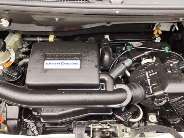 Ｎ－ＢＯＸカスタム Ｇ・Ｌホンダセンシング　メモリーナビ　ＥＴＣ　リアカメラ　フルセグ　パワーウインドー　記録簿有　Ｂモニタ　横滑防止　スマートキープッシュスタート　運転席エアバッグ　ＡＵＴＯエアコン　キーフリーシステム　クルコン　ＤＶＤ　ＰＳ（16枚目）