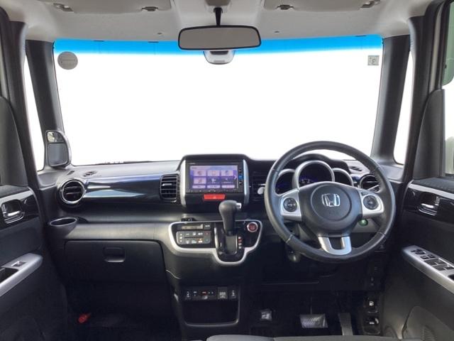 Ｎ－ＢＯＸカスタム ＧターボＳＳブラックスタイルパッケージ　メモリーナビ　ＥＴＣ　リアカメラ　シートヒーター　衝突軽減Ｂ　スマキー　Ｉストップ　リヤカメラ　セキュリティ　ＶＳＡ　整備記録簿　ナビＴＶ　オートクルーズ　ターボ　ＤＶＤ再生　キーフリー　パワステ（2枚目）