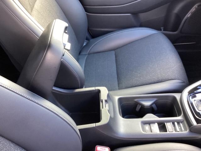 �A�[���R���\�[���{�b�N�X�����B���[�t���Ȃ̂ł�����Ƃ�������������̂ɕ֗��ł��B�^�]�Ȃ��������Ȃ�������R�Ɏg����h�����N�z���_�[�t�B