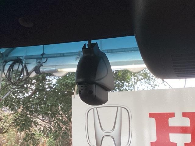 Ｎ－ＢＯＸカスタム Ｌ　純正ナビ　フルセグ　リアカメラ　両席エアバック　左右電動スライドドア　Ｂモニタ　ブレーキサポート　セキュリティー　ＬＥＤランプ　キーレスエントリー　ＳＲＳ　横滑り防止機能　ＤＶＤ再生機能　スマートキ（23枚目）