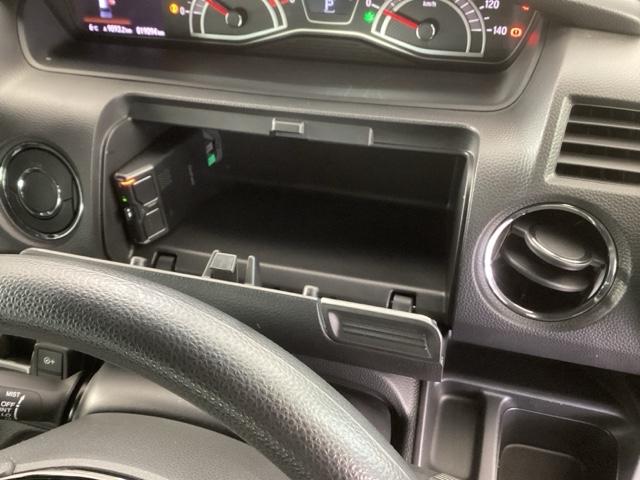 Ｎ－ＢＯＸカスタム Ｌ　純正ナビ　フルセグ　リアカメラ　両席エアバック　左右電動スライドドア　Ｂモニタ　ブレーキサポート　セキュリティー　ＬＥＤランプ　キーレスエントリー　ＳＲＳ　横滑り防止機能　ＤＶＤ再生機能　スマートキ（44枚目）