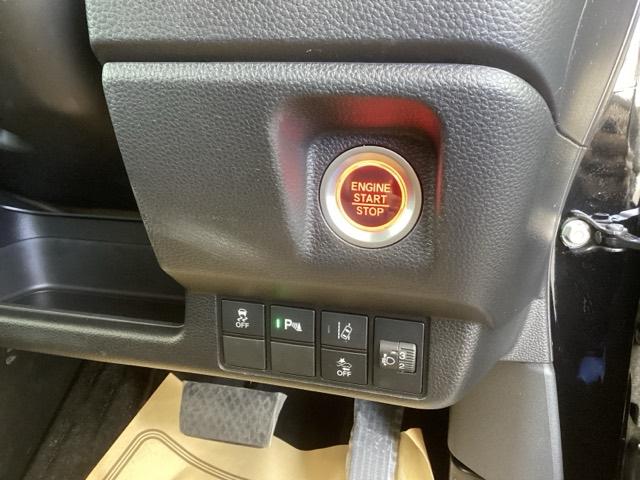 �X�}�[�g�L�[�V�X�e�����ڂł��̂ŁA�n���h�����̃X�C�b�`�������΁A�G���W���X�^�[�g�I