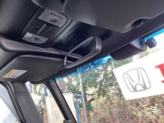 Ｎ－ＢＯＸカスタム Ｌ　純正メモリーナビ　両側電動スライドドア　両席エアバック　左右電動スライドドア　Ｂモニタ　ブレーキサポート　セキュリティー　ＬＥＤランプ　キーレスエントリー　記録簿　ＳＲＳ　横滑り防止機能　スマートキ（10枚目）