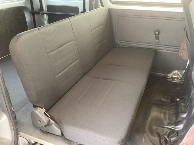 �t���b�g�ȏ��ƕG���⓪��X�y�[�X�ȂǏ\���ȍL��������܂��B