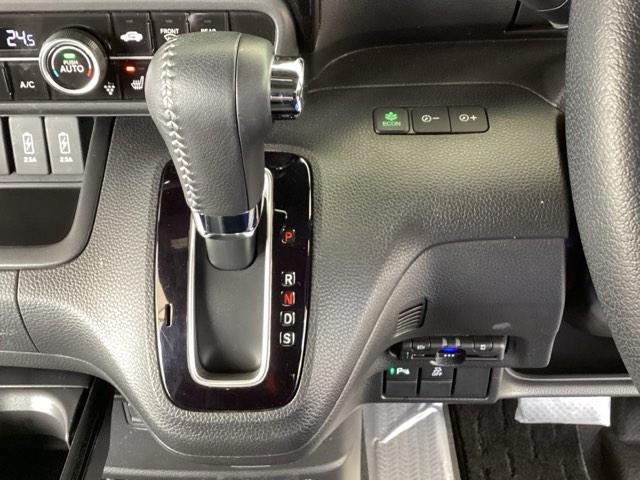 Ｎ－ＢＯＸカスタム Ｌターボ　メモリーナビ　ドラレコ　ＥＴＣ　リアカメラ　Ｗパワスラ　スマキ　プリクラッシュセーフティー　地デジ対応　後カメラ　シートＨ　ＥＳＣ　サイドエアバック　革シート　ＥＣＯＮ　ＵＳＢポート　ＤＶＤ再生可（39枚目）