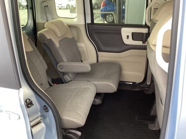 Ｎ－ＢＯＸ Ｇ・Ｌホンダセンシング　メモリーナビ　ドラレコ　ＥＴＣ　リアカメラ　ベンチＳ　記録簿付き　スマートキープッシュスタート　Ｄレコ　両側スライド片側電動　ＤＶＤ可　ＰＳ　Ｓヒーター　ＵＳＢ接続　キーフリー　フルセグＴＶ　ＬＥＤ（17枚目）