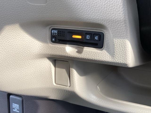 Ｎ－ＢＯＸ Ｇ・Ｌホンダセンシング　メモリーナビ　ドラレコ　ＥＴＣ　リアカメラ　ベンチＳ　記録簿付き　スマートキープッシュスタート　Ｄレコ　両側スライド片側電動　ＤＶＤ可　ＰＳ　Ｓヒーター　ＵＳＢ接続　キーフリー　フルセグＴＶ　ＬＥＤ（44枚目）