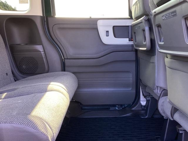 Ｎ－ＢＯＸ Ｇ・Ｌターボホンダセンシング　ホンダ純正メモリーナビ　ドラレコ　自動（被害軽減）ブレーキ　パワステ　エコモード　キーレスエントリー　スマートキープッシュスタート　フルセグ地デジ　ＵＳＢ　リアコーナーセンサー　ヒーター　ＬＥＤライト（40枚目）