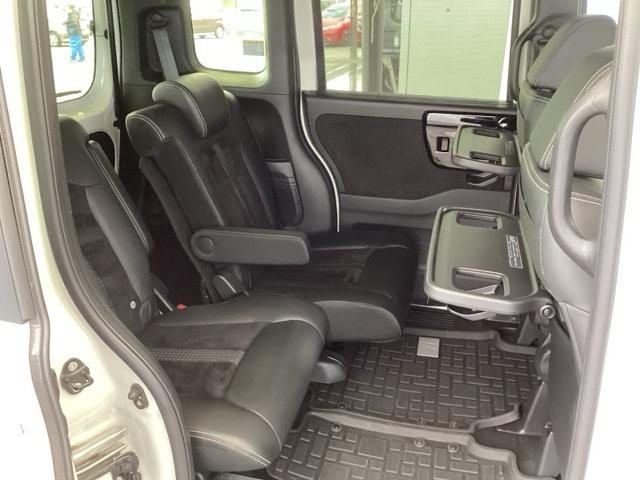 N-BOXカスタム Lターボ 純正メモリーナビ 両側電動スライドドア Wパワスラ スマキ プリクラッシュセーフティー 地デジ対応 後カメラ シートH ESC サイドエアバック ECON USBポート DVD再生可 Aクルーズ(17枚目)