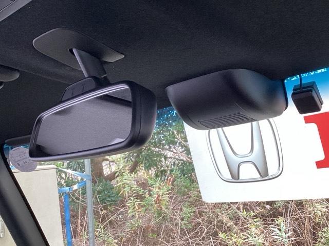 N-BOXカスタム Lターボ 純正メモリーナビ 両側電動スライドドア Wパワスラ スマキ プリクラッシュセーフティー 地デジ対応 後カメラ シートH ESC サイドエアバック ECON USBポート DVD再生可 Aクルーズ(48枚目)