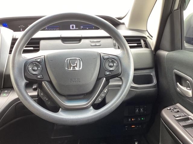 ��ɂȂ��ފ��o�̃X�e�A�����O�ł��B�����S�n�A�f�U�C�����A���쐫�ɂ���������A�C�e���ł��B