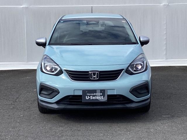 フィット クロスター　メモリーナビ　ＥＴＣ　フルセグ　リアカメラ　衝突被害軽減装置　Ｃソナー　カーテンエアバック　バックモニター　ＤＶＤ　ＵＳＢ入力　ＬＥＤヘッド　盗難防止装置　Ａストップ　オートクルーズ　オートエアコン（7枚目）