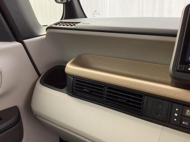 Ｎ－ＢＯＸ ベースグレード　ＨｏｎｄａＣＯＮＮＥＣＴ対応純正メモリーナビ　ドラレコ　ＥＣＯＮ　Ｓヒーター　ＬＥＤヘットライト　ブレーキサポート　キーフリーシステム　盗難防止装置　パワーウインドー　ナビＴＶ　スマートキーシステム（32枚目）