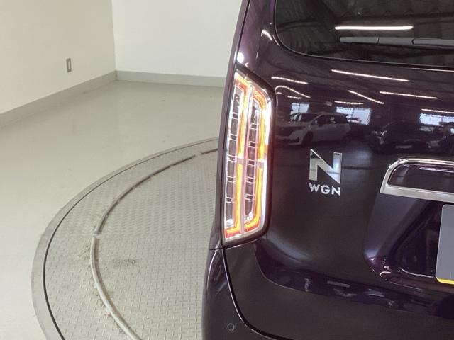 Ｎ－ＷＧＮカスタム Ｌホンダセンシング　純正ナビ　フルセグ　リアカメラ　コーナーセンサ　横滑り防止機能　盗難防止システム　パワーステアリング　サイドエアバッグ　フルオートエアコン　バックカメラ　ＥＴＣ車載器　ＬＥＤヘッドライト　ＤＶＤ（35枚目）