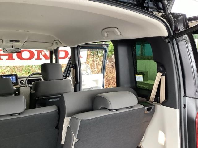 Ｎ－ＢＯＸ ベースグレード　試乗車　メモリーナビ　ドラレコ　ＥＴＣ　ＥＣＯＮ　Ｓヒーター　ＬＥＤヘットライト　ブレーキサポート　キーフリーシステム　盗難防止装置　パワーウインドー　ナビＴＶ　スマートキーシステム　サイドエアバック（65枚目）