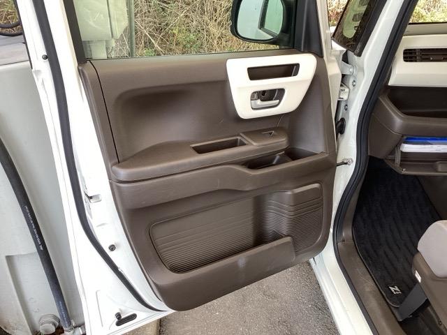 Ｎ－ＢＯＸ Ｌ　純正メモリーナビ　シートヒーター　ＥＴＣ　バックビューモニター　キ－フリ－　Ａクルコン　地デジチューナー　パーキングセンサー　盗難防止　ＬＥＤ　ナビＴＶ　横滑り防止装置　両席エアバック　ＵＳＢ　ＰＷ（32枚目）