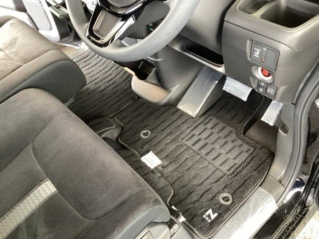 Ｎ－ＢＯＸカスタム Ｌ　メモリーナビ　ドラレコ　ＥＴＣ　リアカメラ　スマートキーシステム　ヒーター　電動格納式ドアミラー　リヤカメラ　サイドカーテンエアバック　記録簿　ナビ＆ＴＶ　ＵＳＢポート　ＬＥＤ　キーフリー　ＤＶＤ（52枚目）