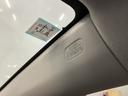 ｅ：ＨＥＶＺ　試乗車　メモリーナビ　ドラレコ　ＥＴＣ　衝突回避支援ブレーキ機能　スマキ　Ｐトランク　フルオートエアコン　Ｄレコ　エアバッグ　両席エアバック　Ｒカメ　パワーウィンドウ　ＬＥＤランプ　ソナー　クルーズＣ（39枚目）
