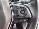 ステアリングホイールの右側がクルーズコントロールスイッチです。アクセルペダルを踏まずに一定走行が出来るので、高速道路での走行がグッと快適になります。
